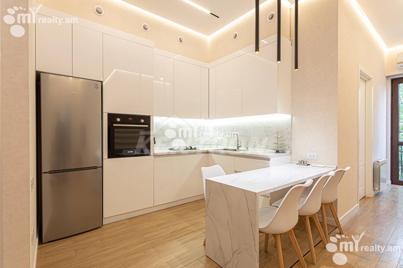 3 bedroom apartment for sale Aram St, Center Yerevan, 156698