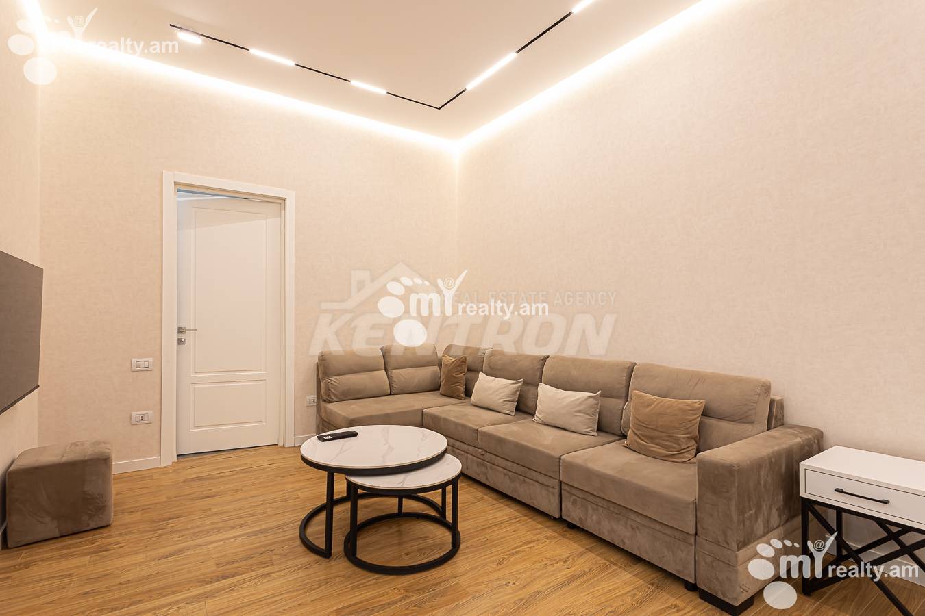 3 bedroom apartment for sale Aram St, Center Yerevan, 156698