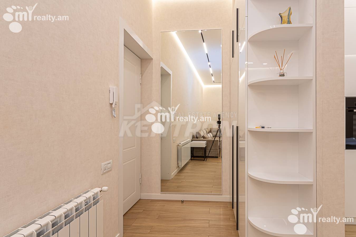 3 bedroom apartment for sale Aram St, Center Yerevan, 156698