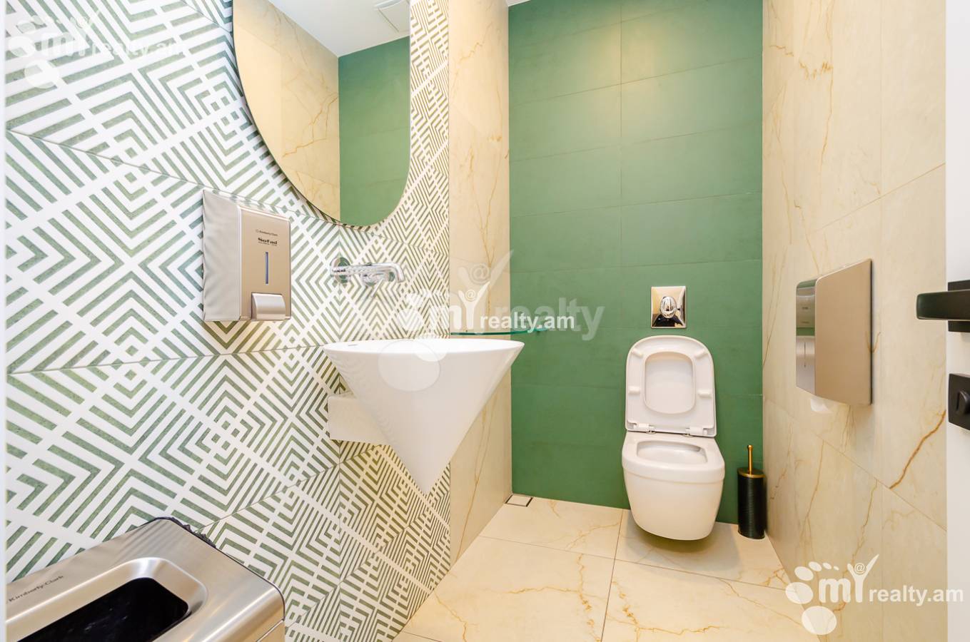 Снять коммерческoе помещение Амирян ул, Центр Ереван, 148575