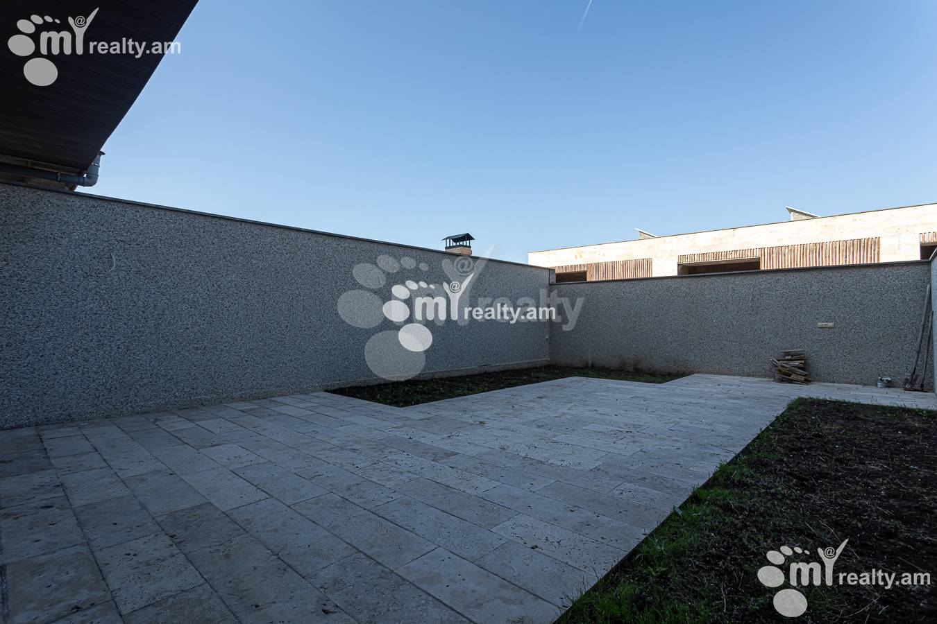 House for sale N. Safaryan St, Avan Yerevan, 157006