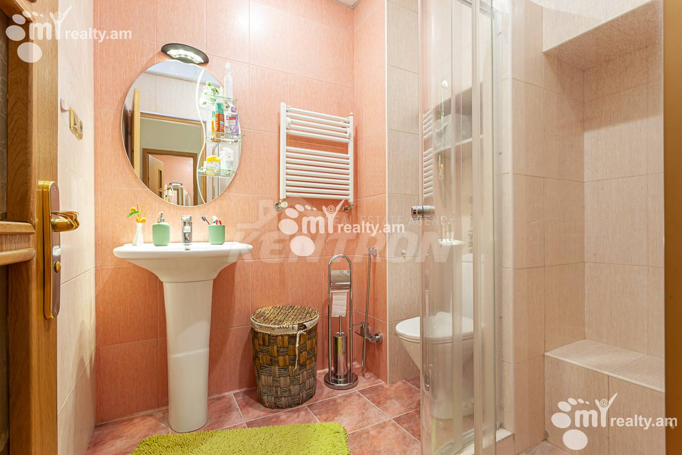 4 bedroom apartment for sale Antarayin St, Center Yerevan, 156021