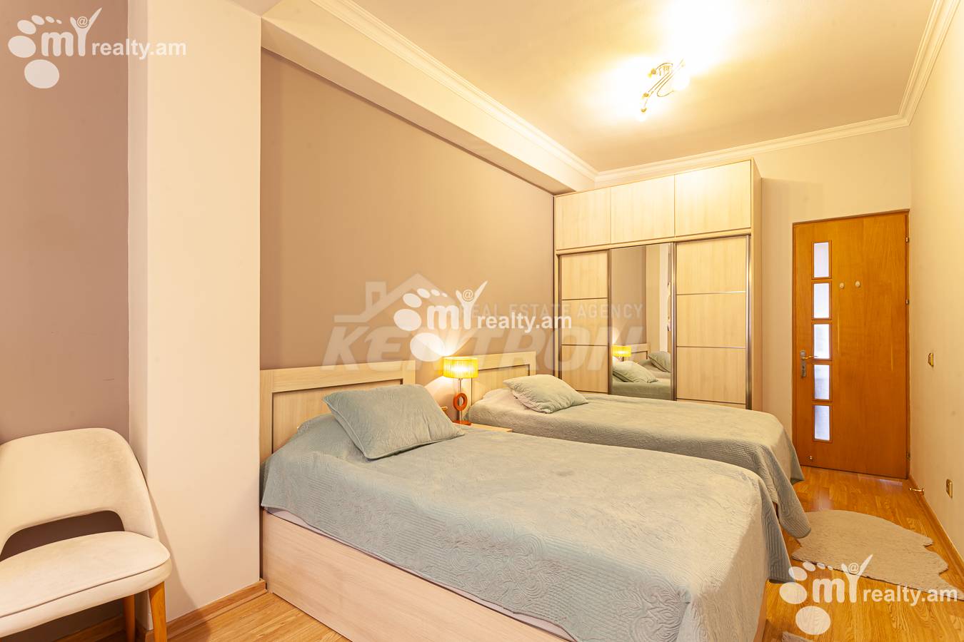 4 bedroom apartment for sale Antarayin St, Center Yerevan, 156021