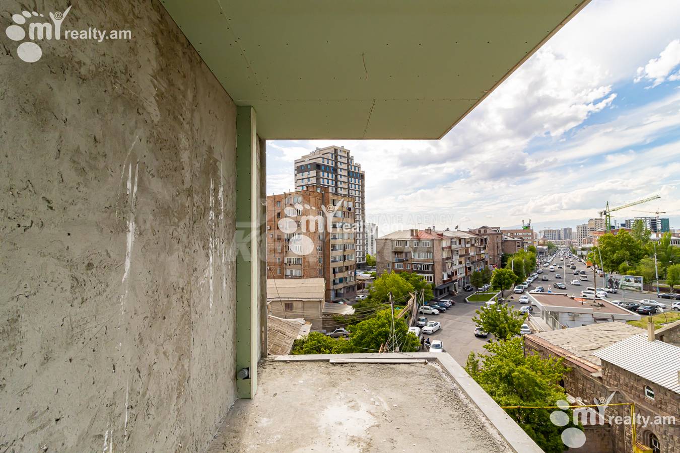 Купить 4 комнатную квартиру Гогол ул., Канакер-Зейтун Ереван, 149792