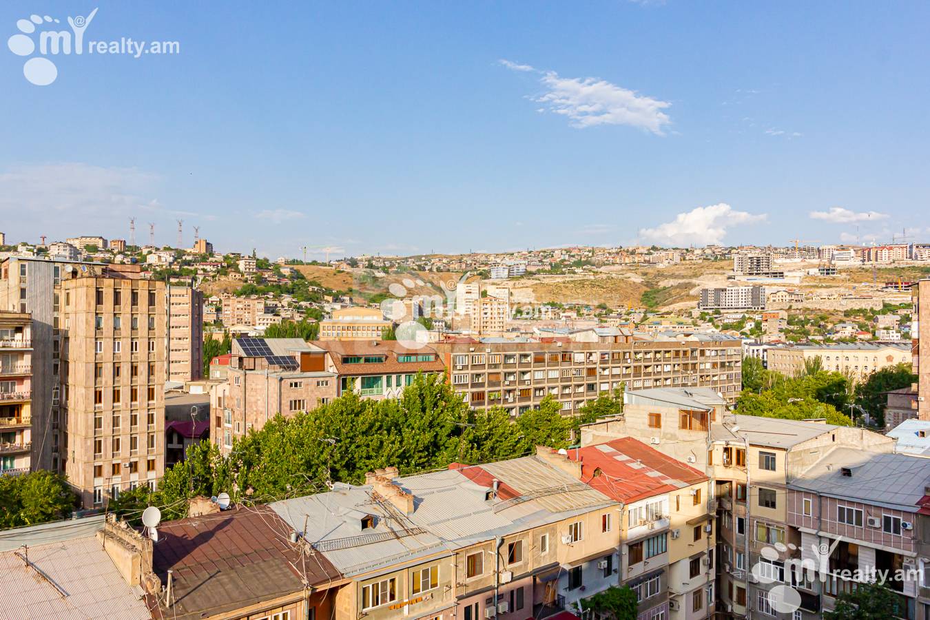 3 սենյականոց բնակարան  Նալբանդյան փող, Կենտրոն Երևան, 151873