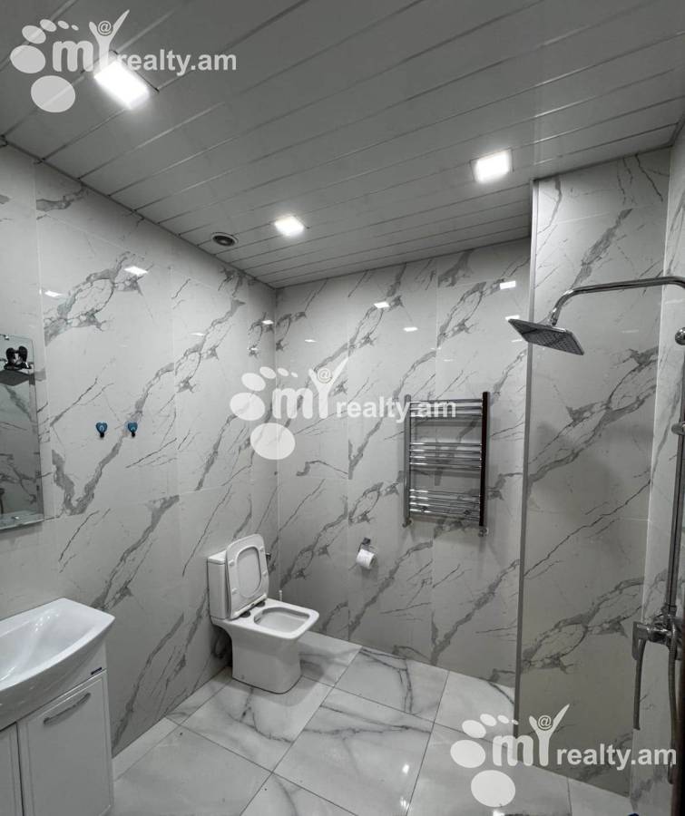 Снять 4 комнатную квартиру Адонц ул, Арабкир Ереван, 158001