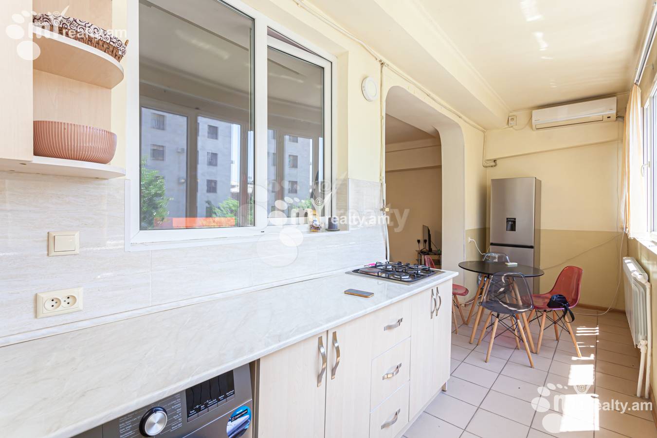 3 bedroom apartment for sale Mashtots Ave, Center Yerevan, 152061