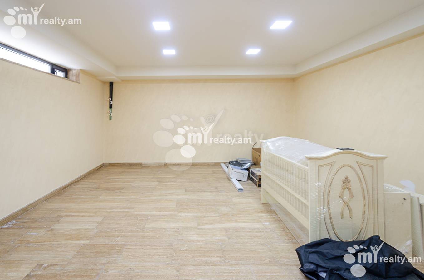 Купить дом Паронян ул, Центр Ереван, 149017