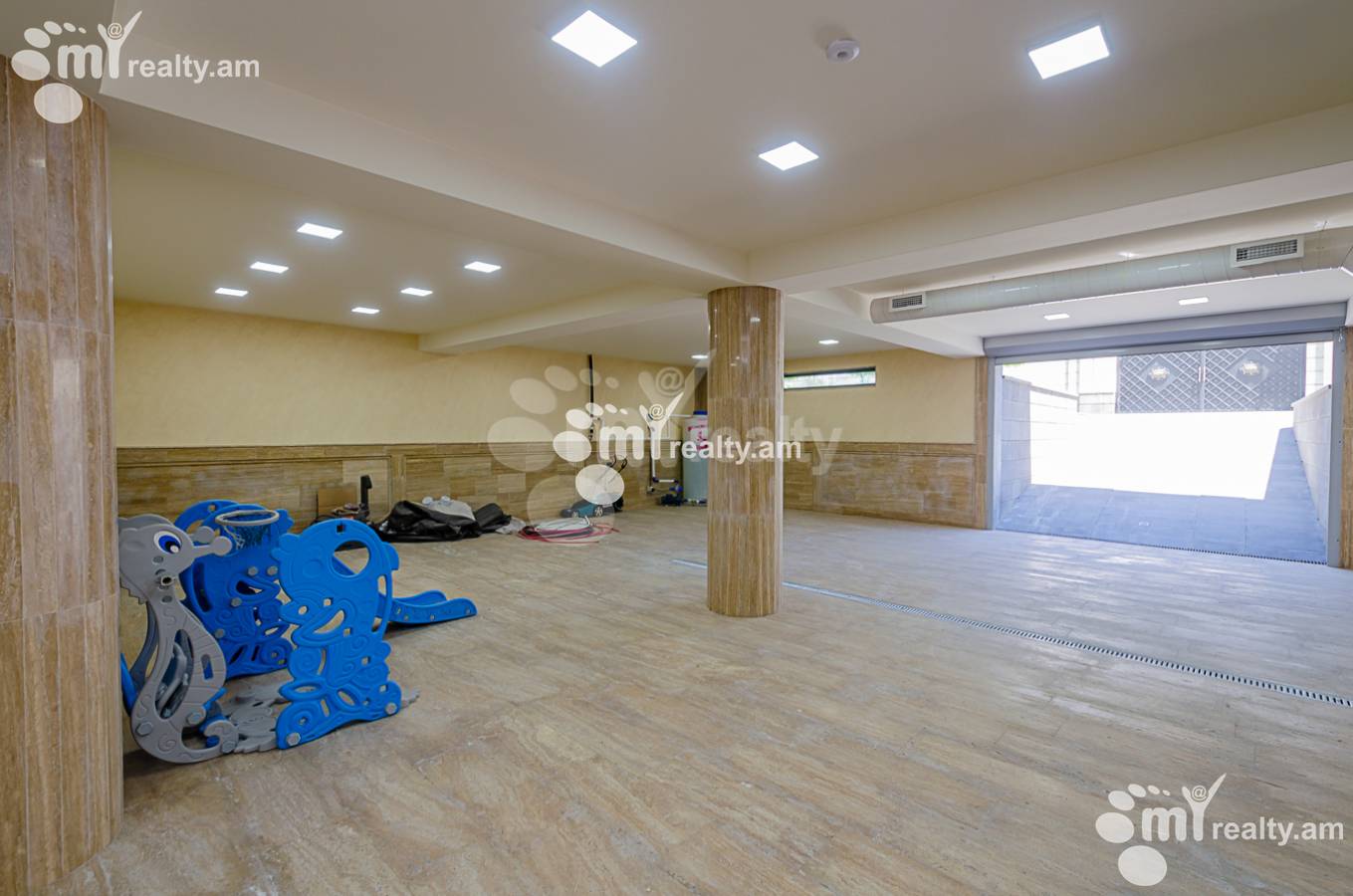 Купить дом Паронян ул, Центр Ереван, 149017