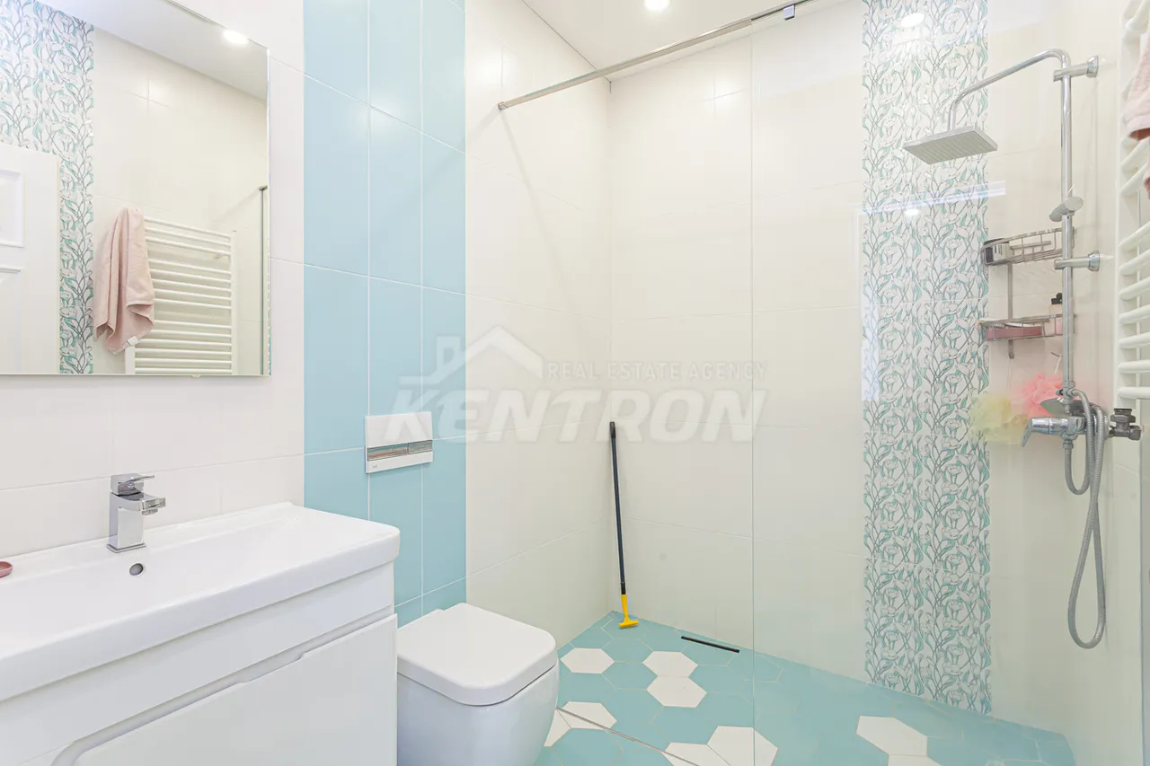 5 bedroom apartment for sale V.Vagharshyan St, Arabkir Yerevan, 159689