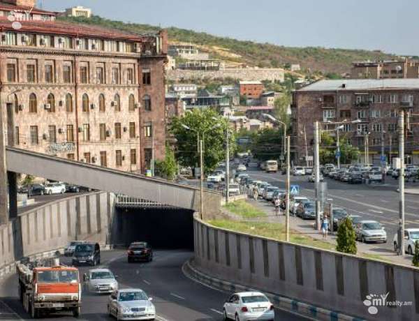 2-bedroom/apartment-for-rent/Charents+St/Center/Yerevan