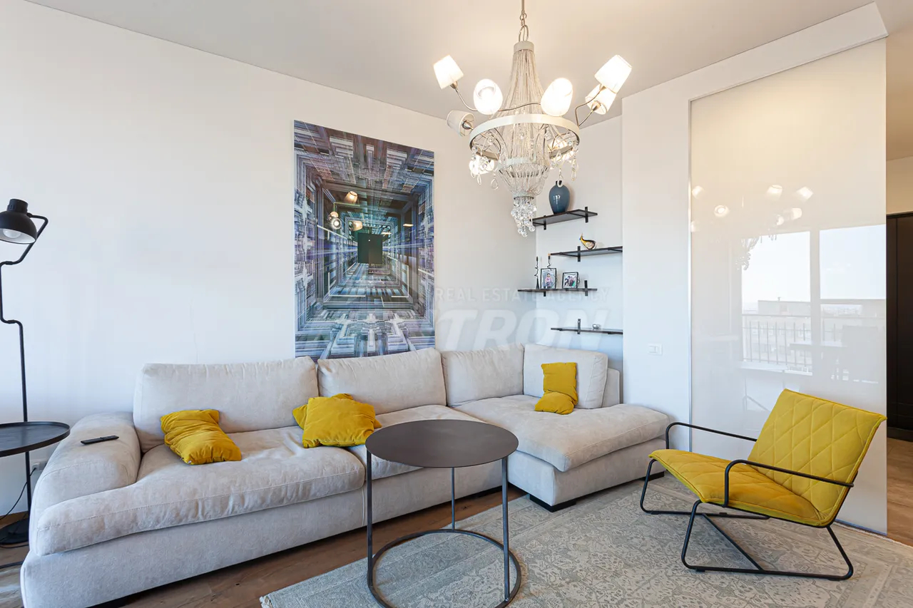 4 bedroom apartment for sale D. Demirchyan St, Center Yerevan, 161940