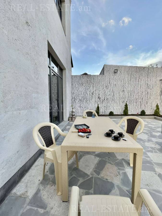 Купить дом Абовян бл, Аван Ереван, 121225