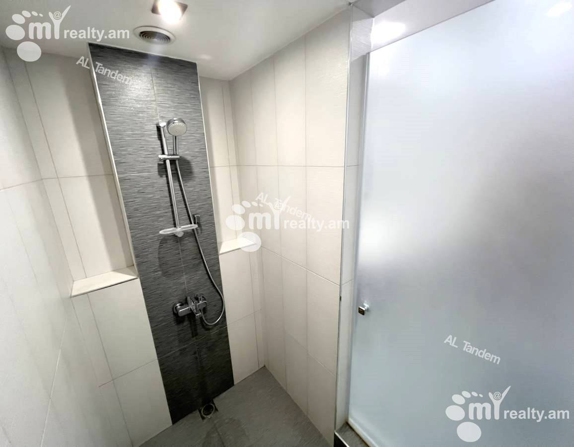 4 bedroom apartment for sale Northern (Hyusisayin)  Ave, Center Yerevan, 142696