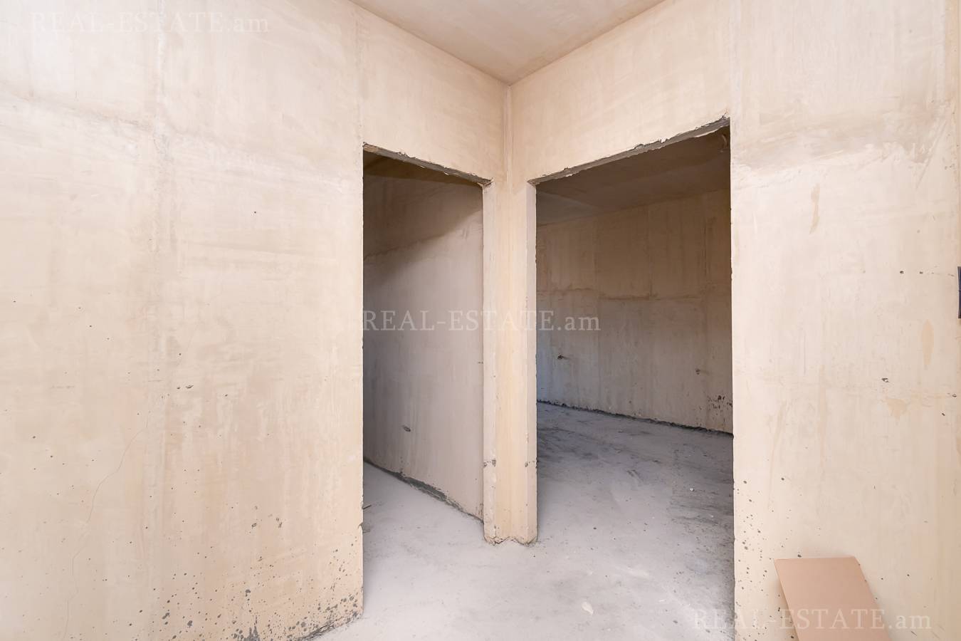 2 սենյականոց բնակարան  Գրիբոեդովի փող, Արաբկիր Երևան, 133990