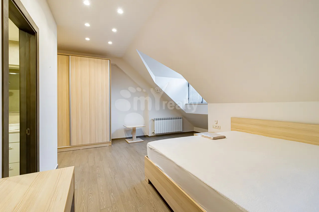 3 bedroom apartment for rent خیابان آنتارایین, مرکز شهر ایروان, 158847