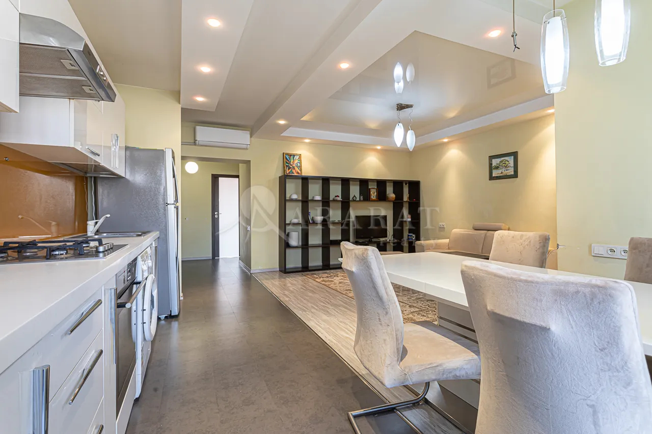 4 bedroom apartment for sale Hakobyan St, Arabkir Yerevan, 158132