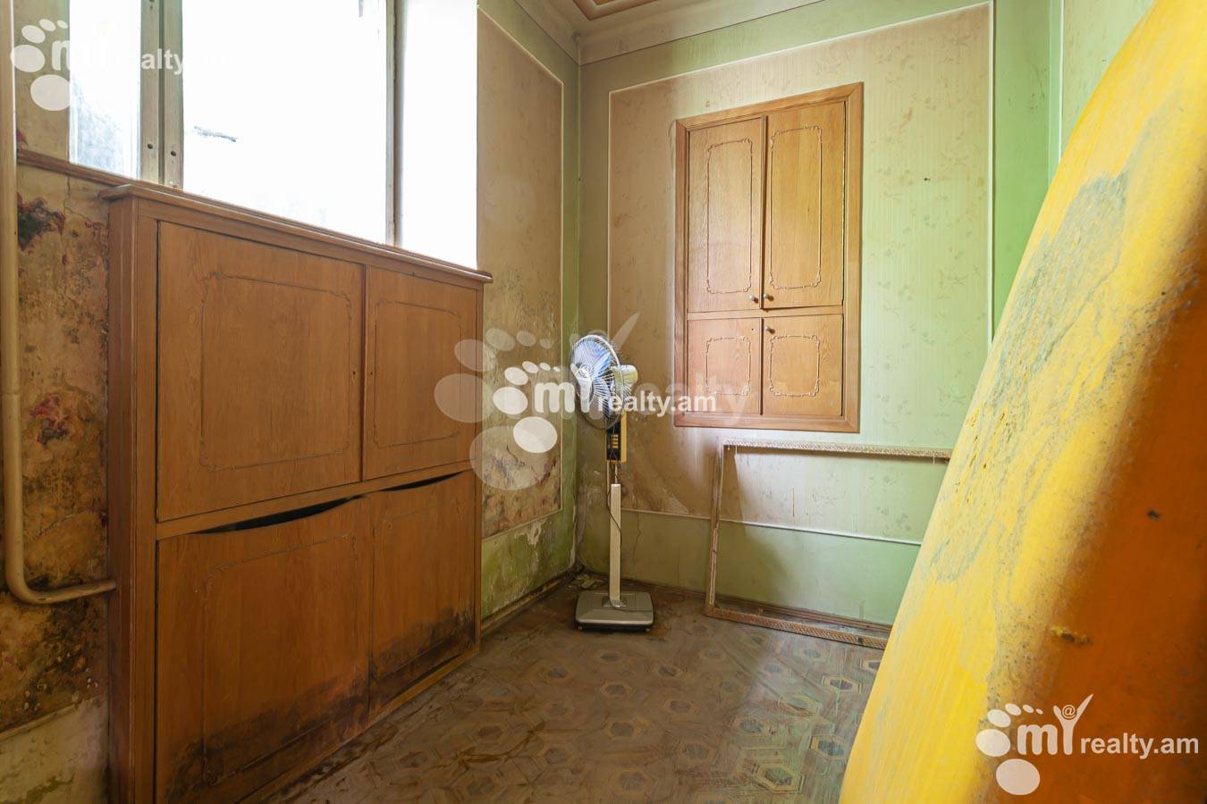 House for sale خیابان چارِنتس, مرکز شهر ایروان, 155334