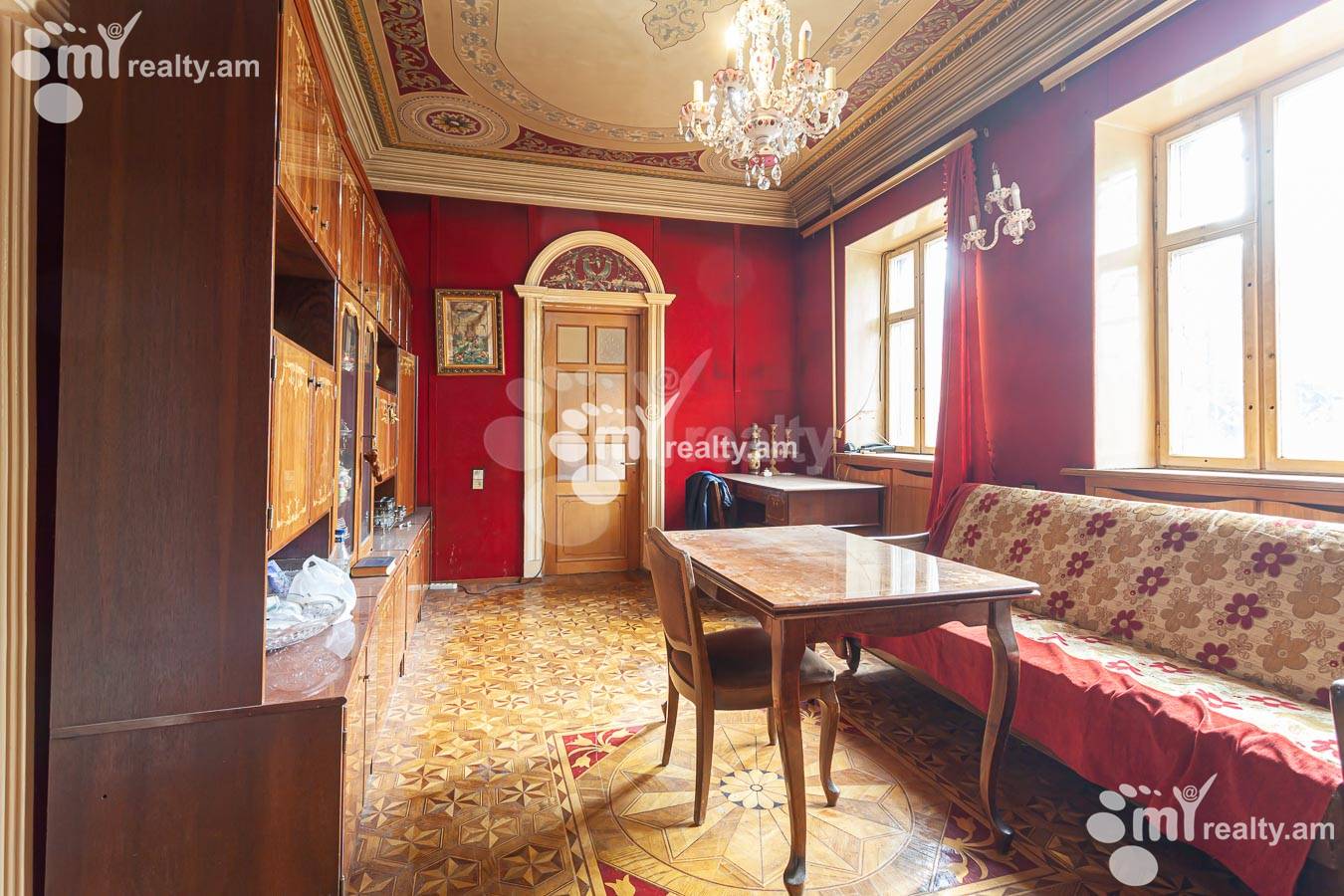 House for sale خیابان چارِنتس, مرکز شهر ایروان, 155334