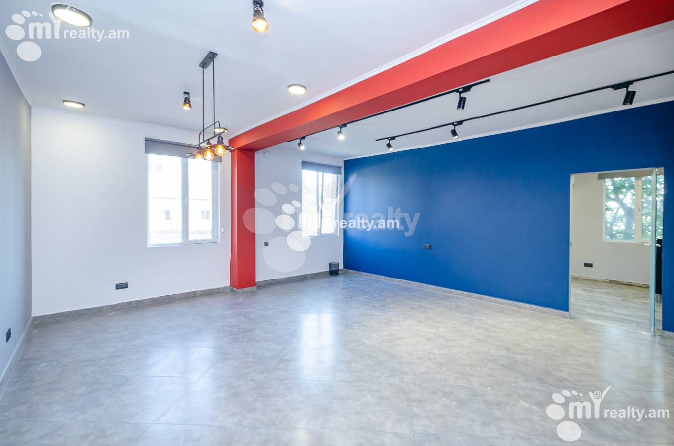 Commercial for rent خیابان ن. زاریان, عربگیر ایروان, 152741