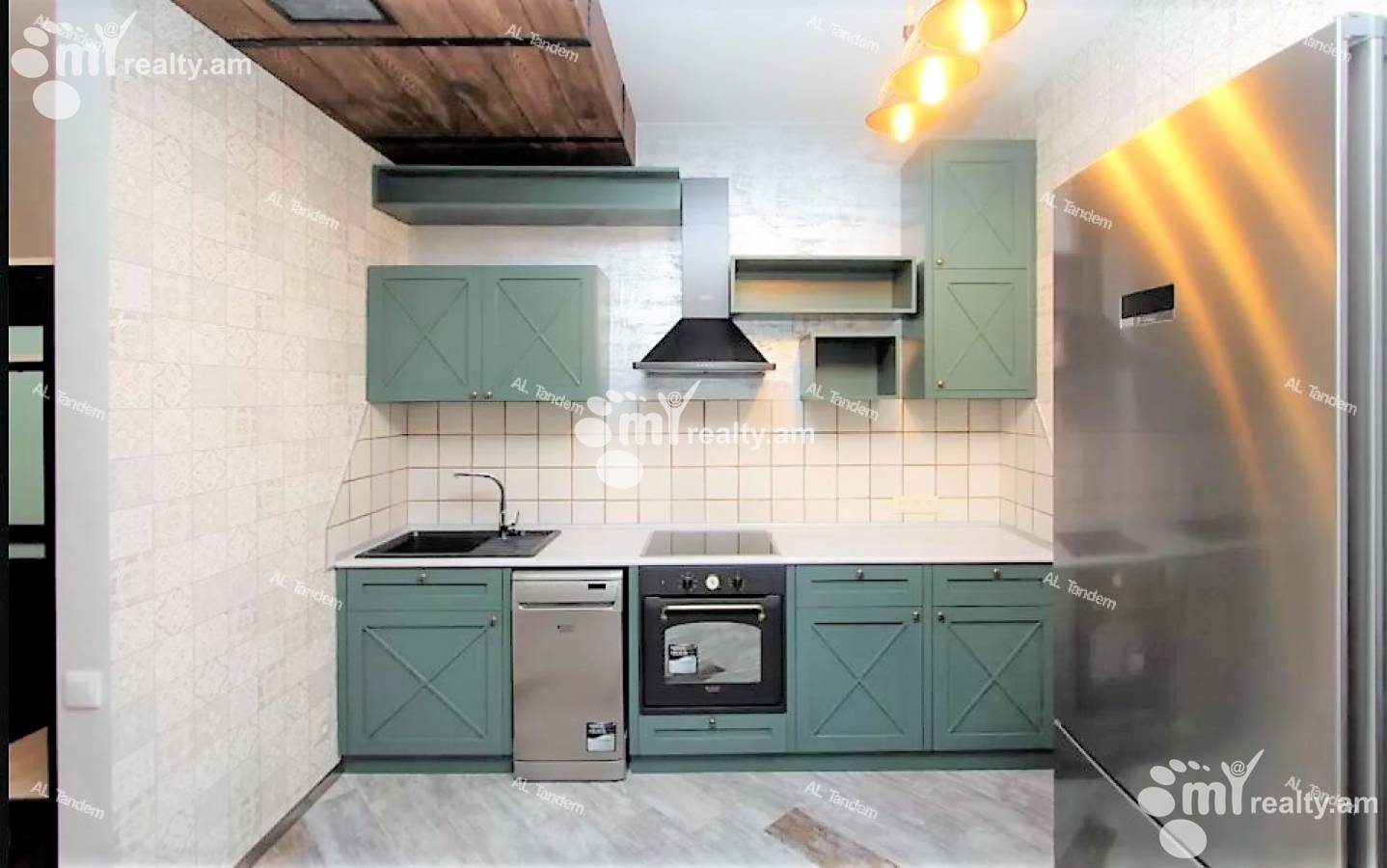 3 սենյականոց բնակարան վարձով Ծիծեռնակաբերդի խճուղի, Կենտրոն Երևան, 124812