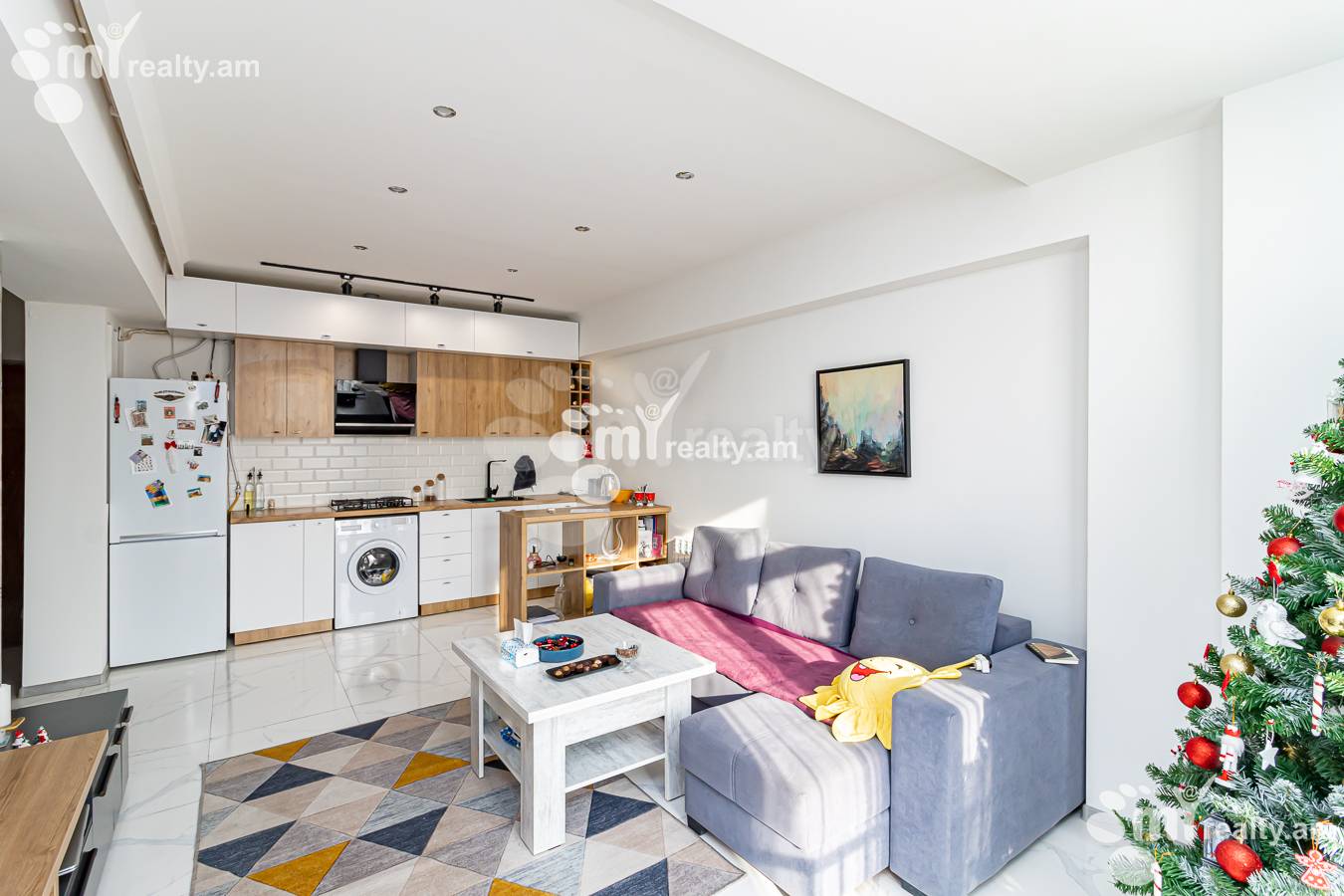 2 սենյականոց բնակարան  Զավարյան փող, Կենտրոն Երևան, 153072