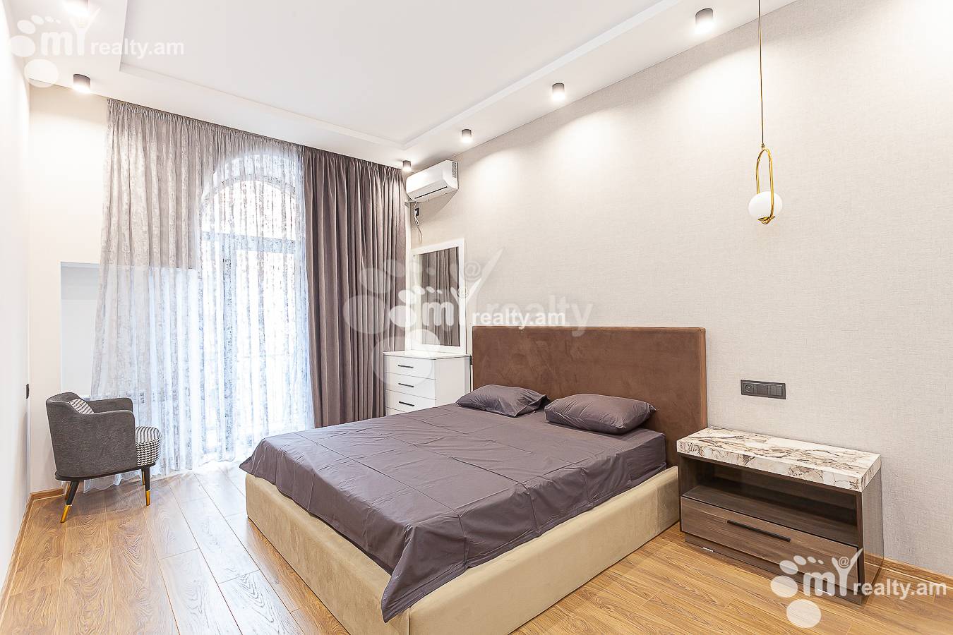 Купить 3 комнатную квартиру Терян ул, Центр Ереван, 153309