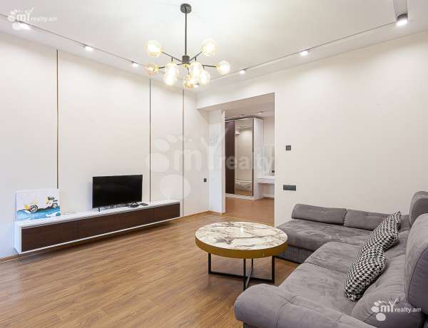 3-senyakanoc-bnakaran-vacharq-Yerevan-Center