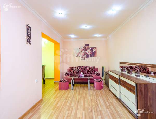 snyat-kvartiru/2-komnatnaya/N.+Zaryan+St/Arabkir/Yerevan