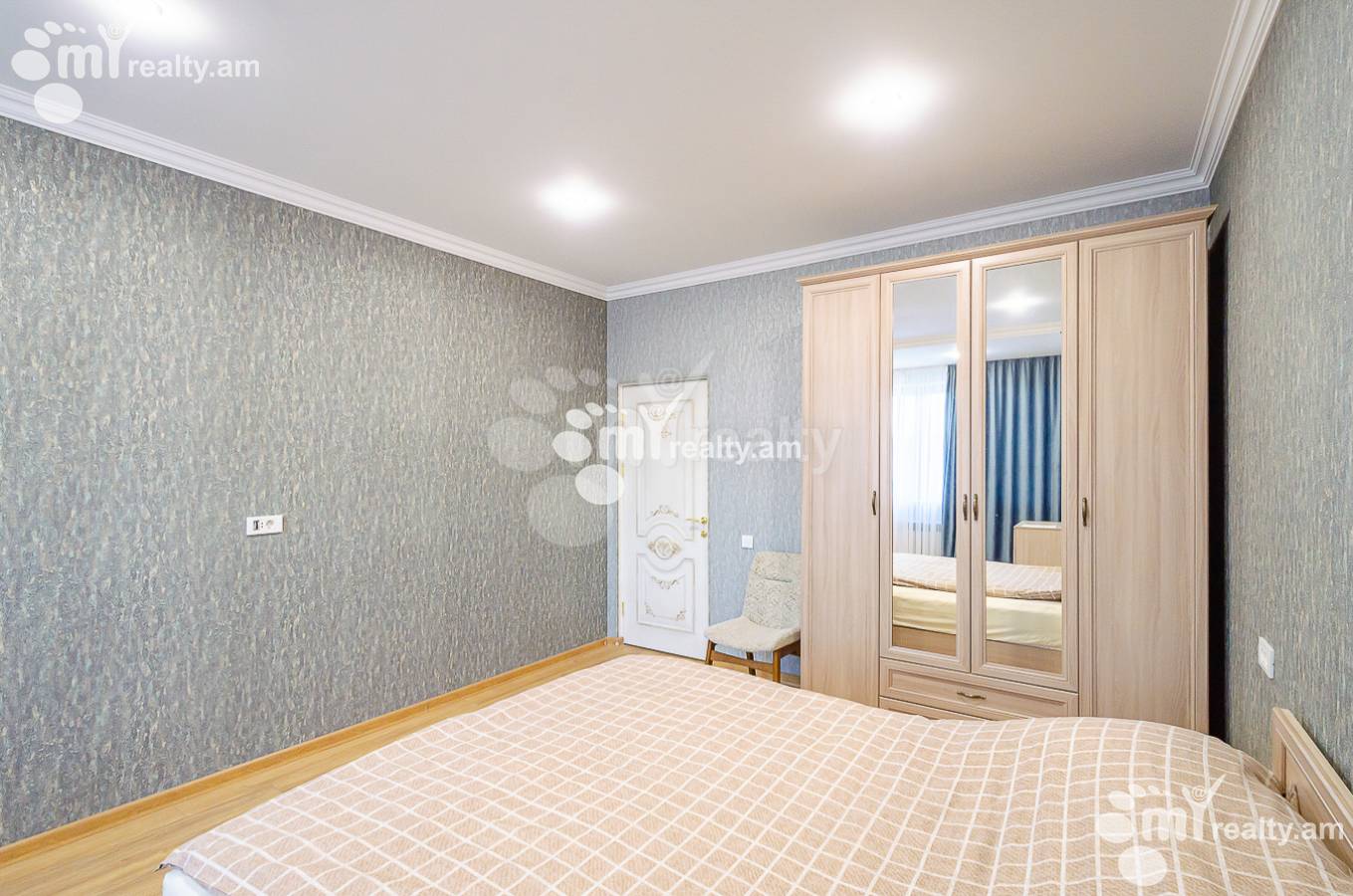 Купить 2 комнатную квартиру Терян ул, Центр Ереван, 152356