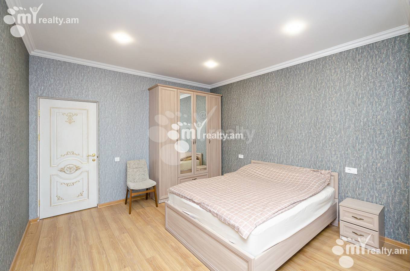 Купить 2 комнатную квартиру Терян ул, Центр Ереван, 152356