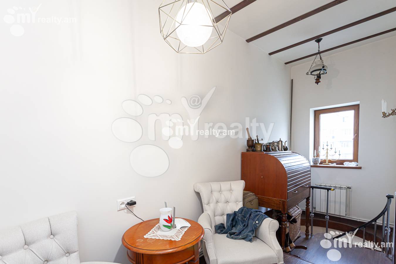 Купить 5 комнатную квартиру Московян ул, Центр Ереван, 136091