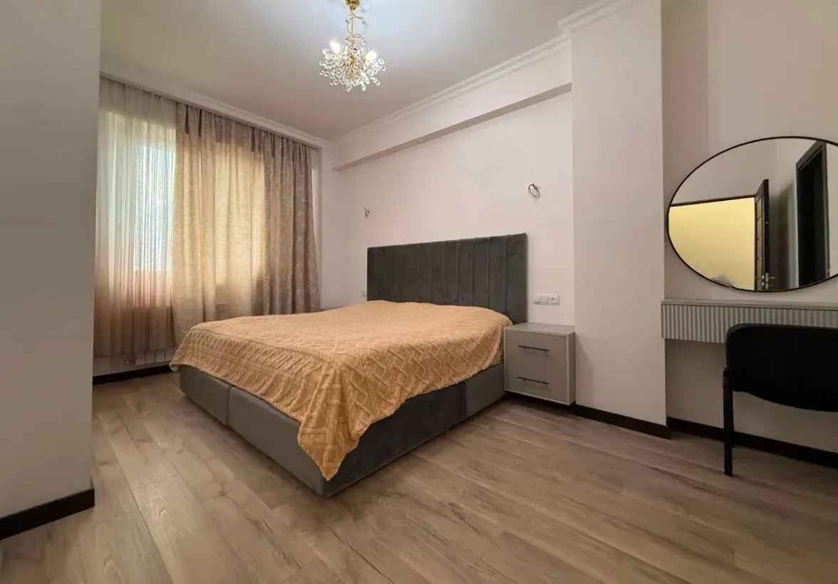 3 bedroom apartment for sale M․ Melqonyan str, مرکز شهر ایروان, 159964