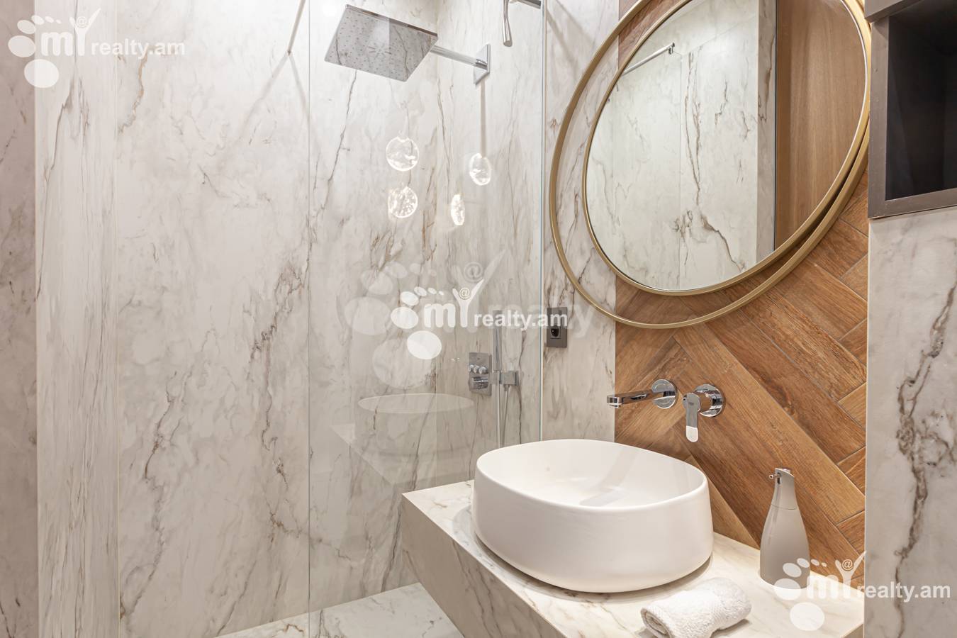 3 bedroom apartment for rent خیابان موسکوویان, مرکز شهر ایروان, 149108