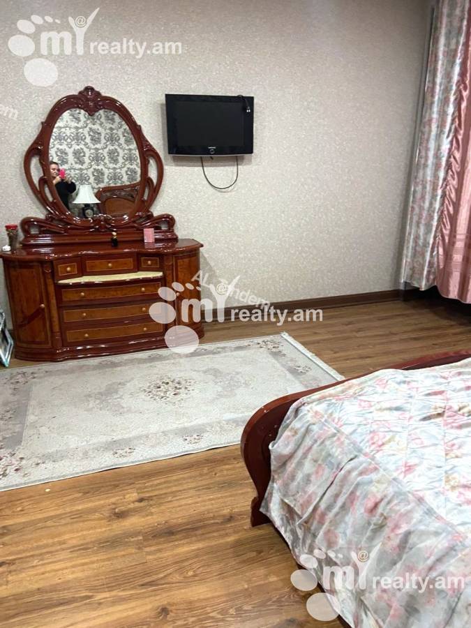 4 bedroom apartment for rent Tumanyan St, Center Yerevan, 155055
