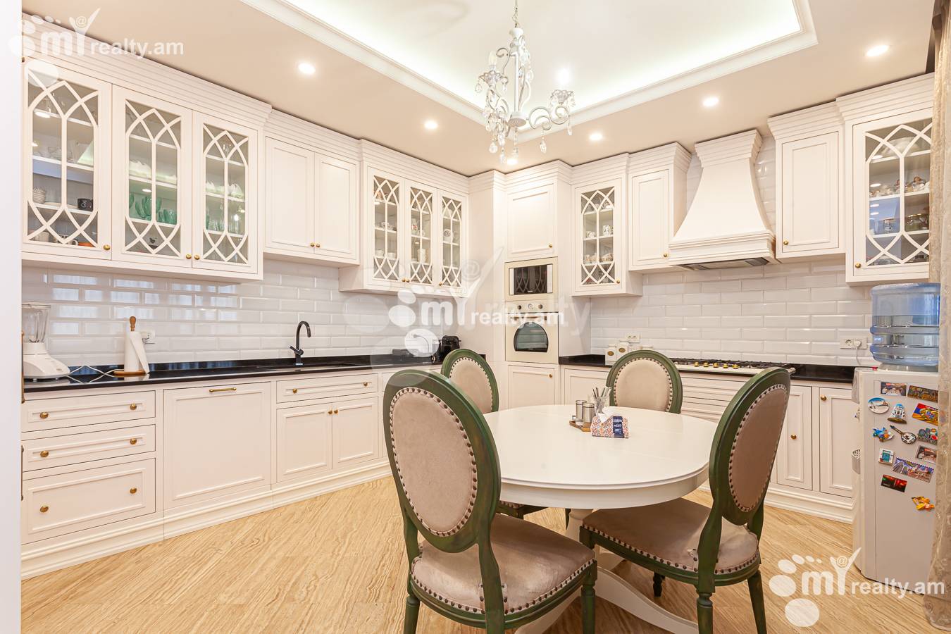 5 bedroom apartment for sale خیابان و. واقارشیان, عربگیر ایروان, 159830