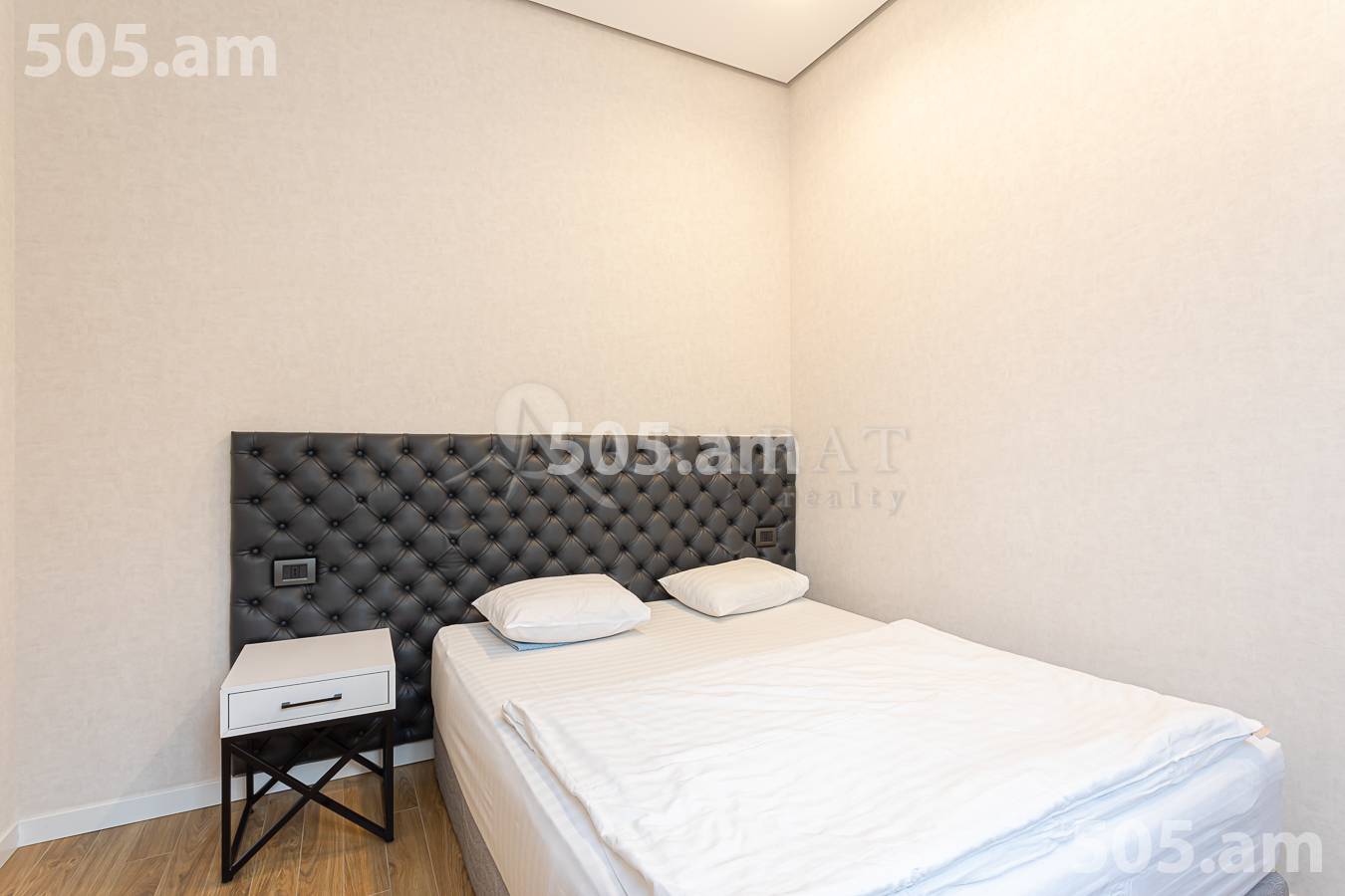 1 սենյականոց բնակարան  Արամի փող, Կենտրոն Երևան, 156890