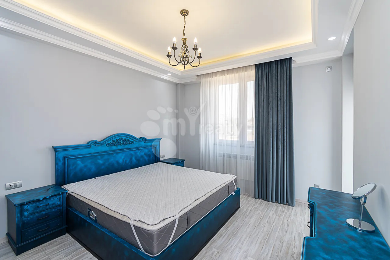 3 bedroom apartment for rent Nerses Shnorhali street, واهاگنی ایروان, 161311