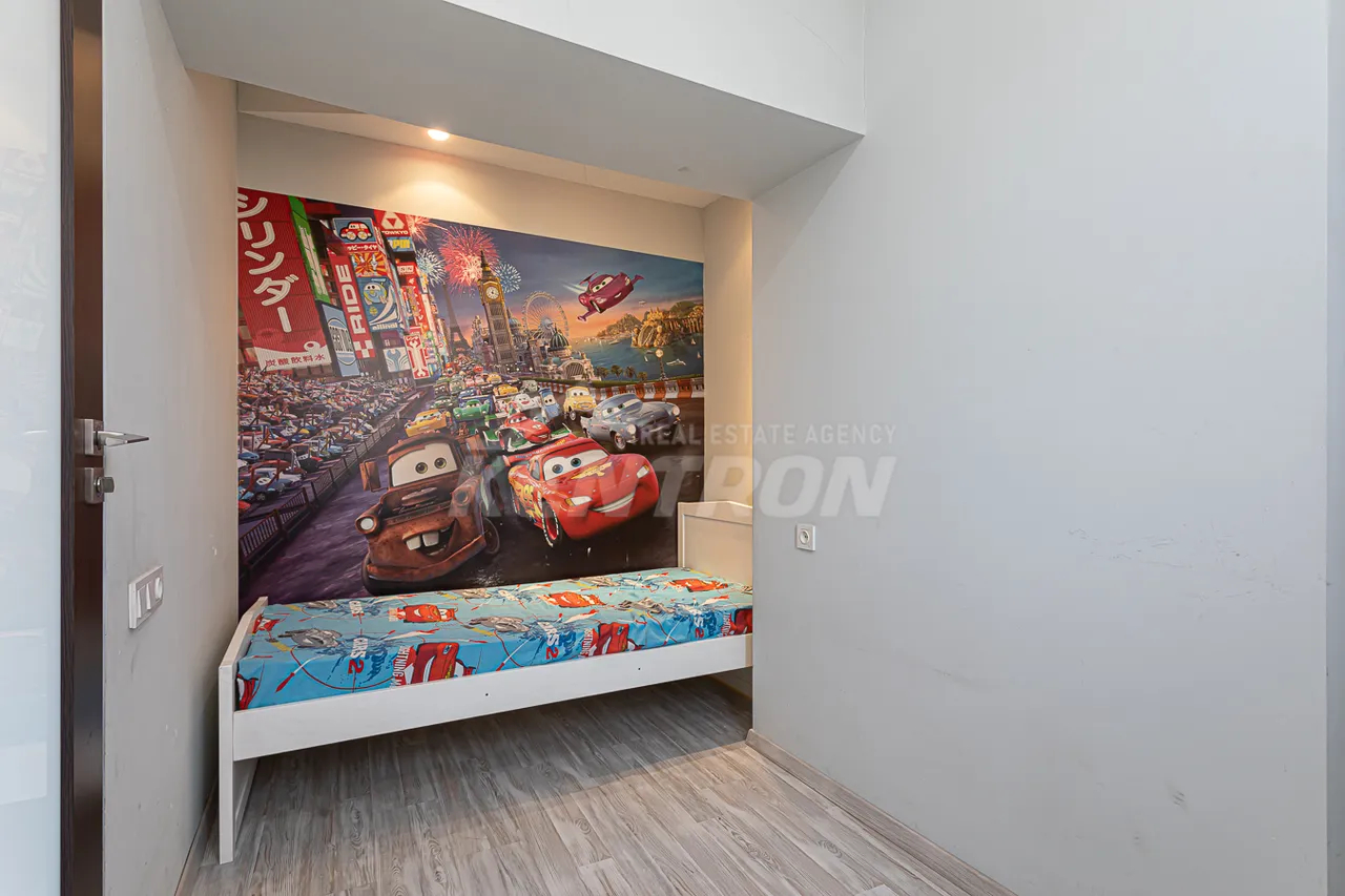 4 bedroom apartment for sale Hakobyan St, Arabkir Yerevan, 158131