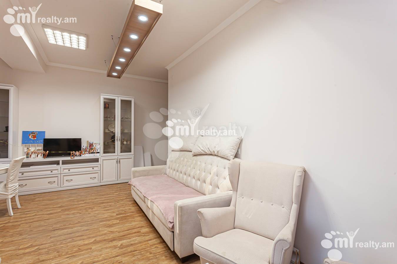 Купить 3 комнатную квартиру Адонц ул, Арабкир Ереван, 152628