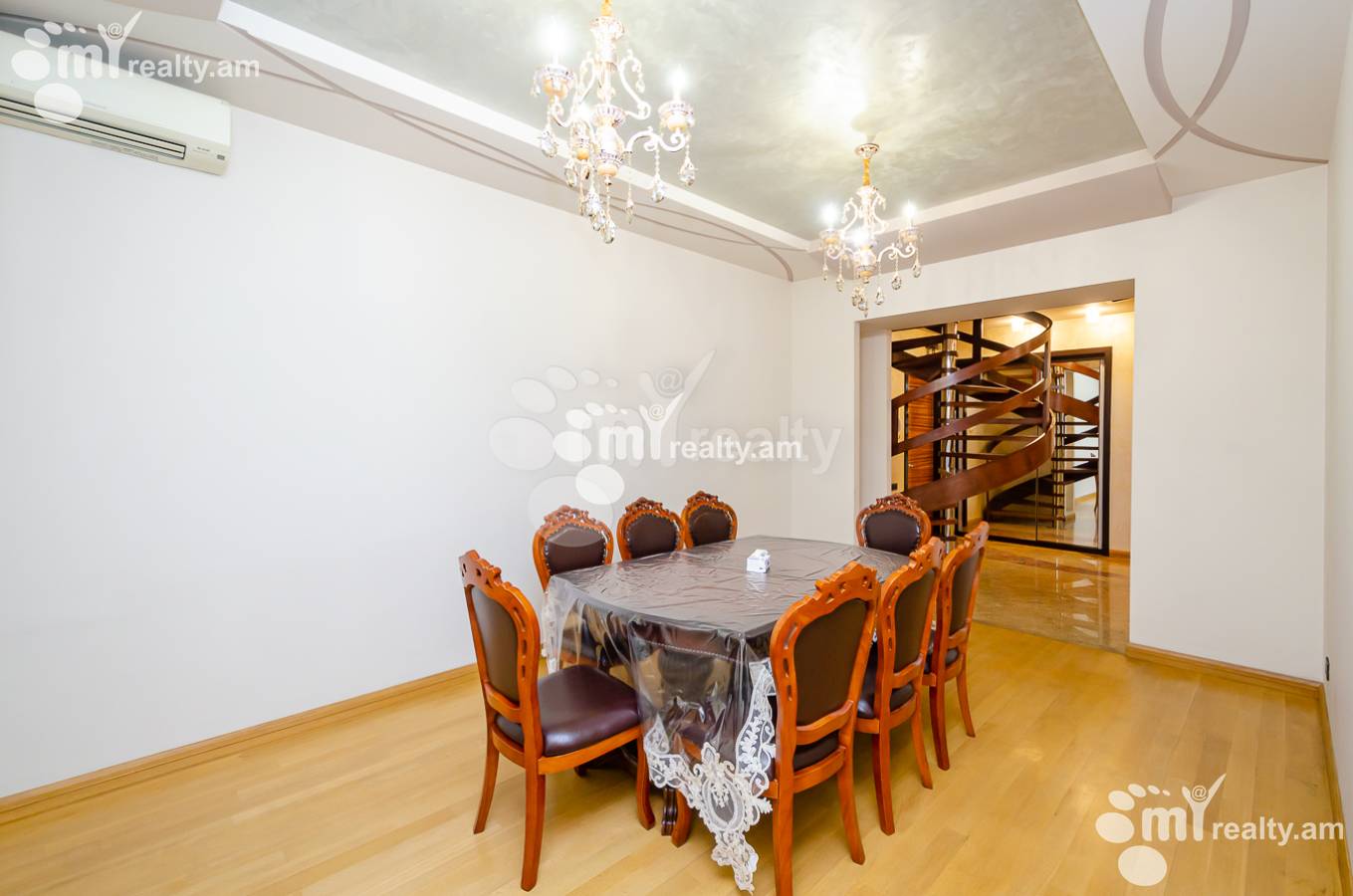 4 bedroom apartment for rent خیابان تِریان, مرکز شهر ایروان, 151280