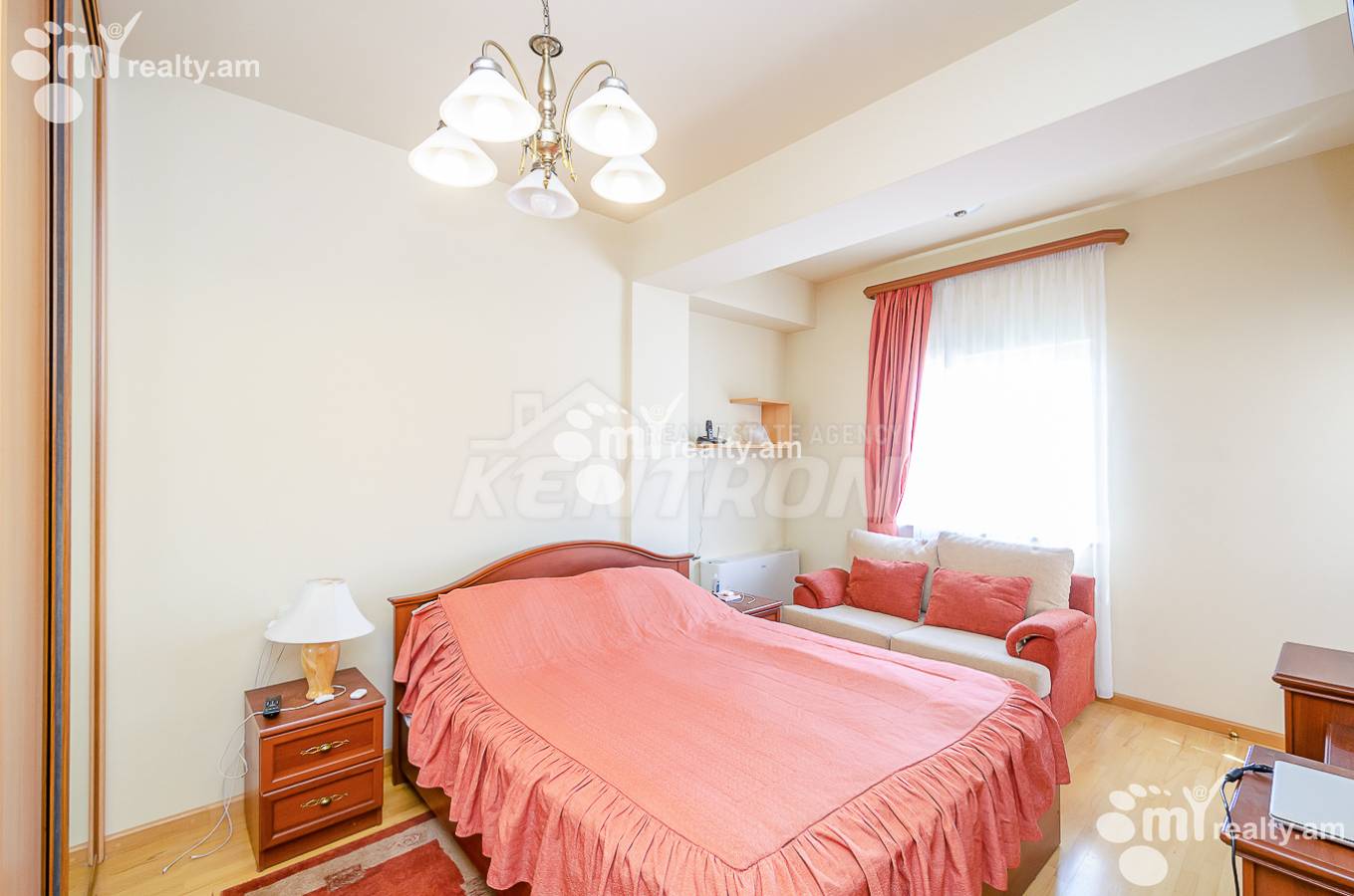 5 bedroom apartment for sale Koghbatsi St, Center Yerevan, 149795