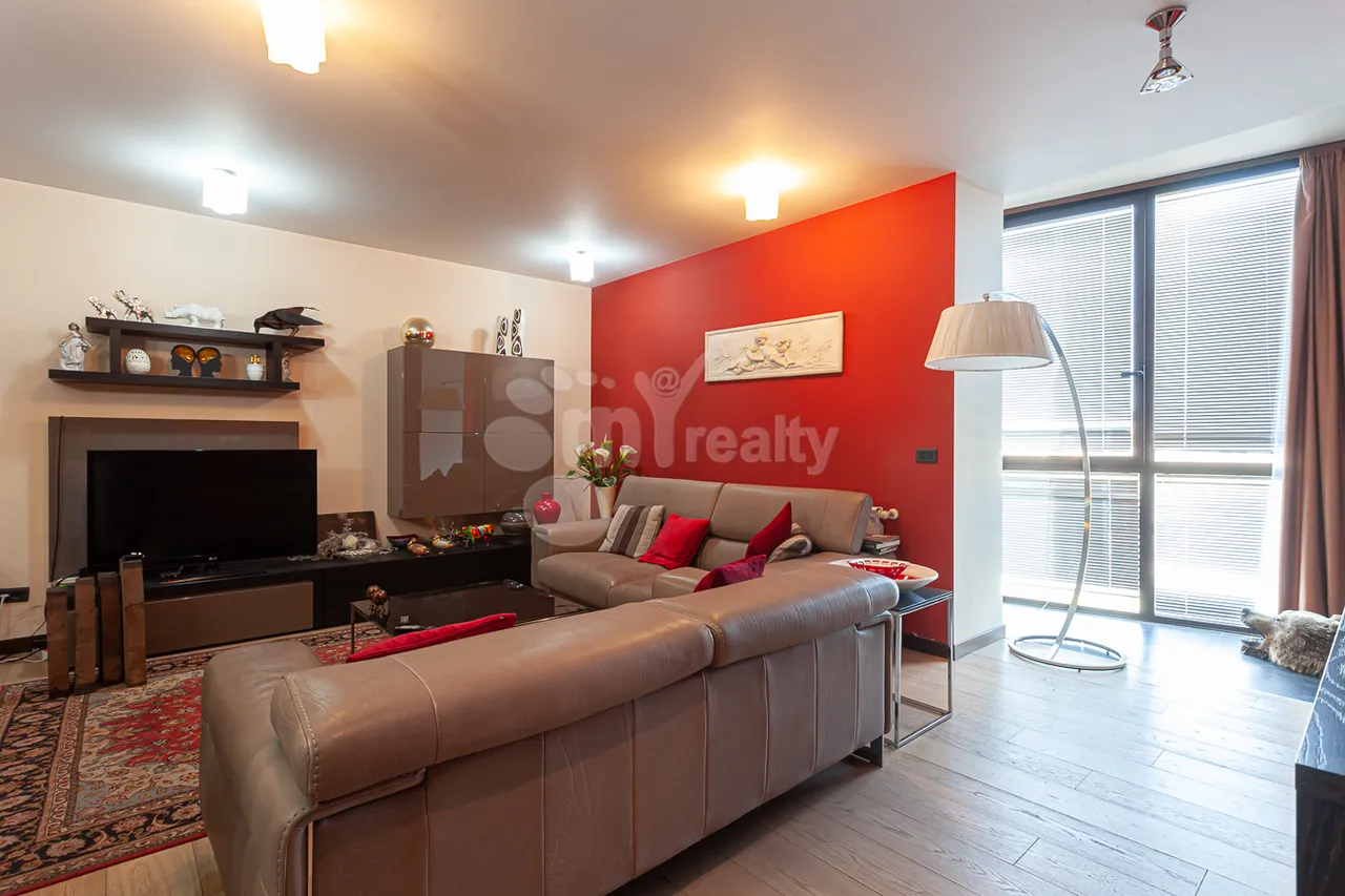 3 bedroom apartment for sale Vazgen Sargsyan St, Center Yerevan, 159356