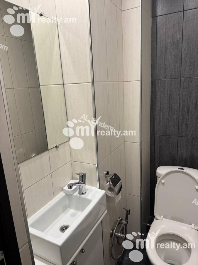 3 սենյականոց բնակարան վարձով Դ. Դեմիրճյան փող, Կենտրոն Երևան, 156756