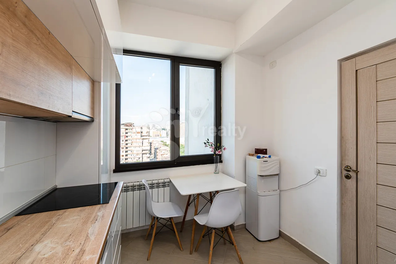 3 bedroom apartment for sale V.Vagharshyan St, Arabkir Yerevan, 161366