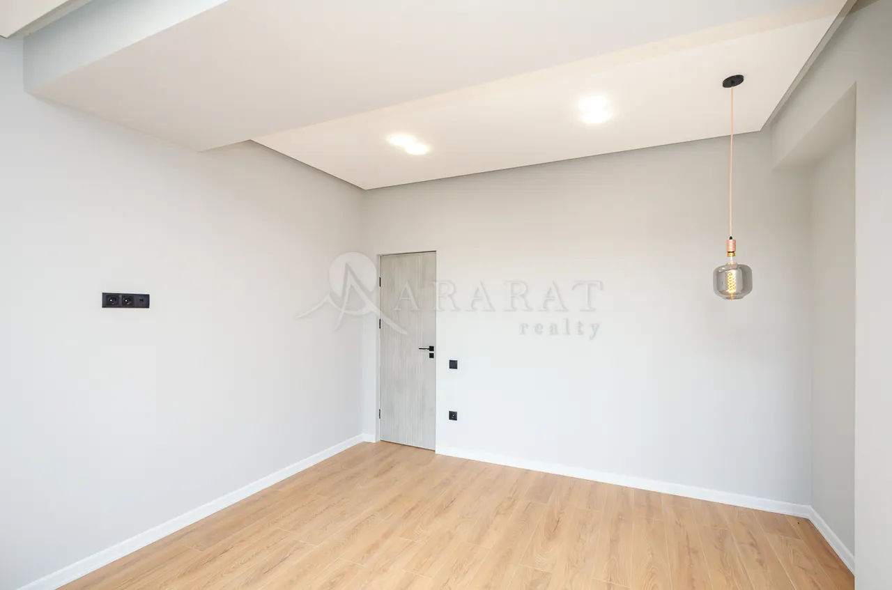 3 bedroom apartment for sale Sayat-Nova Ave, Center Yerevan, 157915