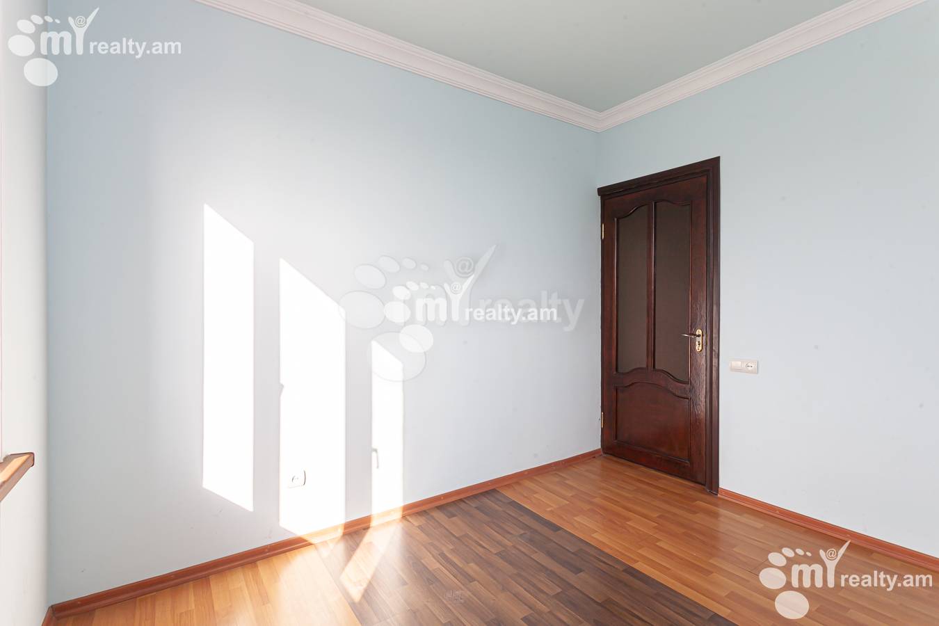 4 bedroom apartment for sale K. Ulnetsi St, Kanaqer-Zeytun Yerevan, 155447