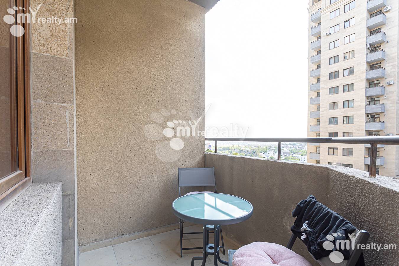 Снять 2 комнатную квартиру Аргишти ул, Центр Ереван, 156810