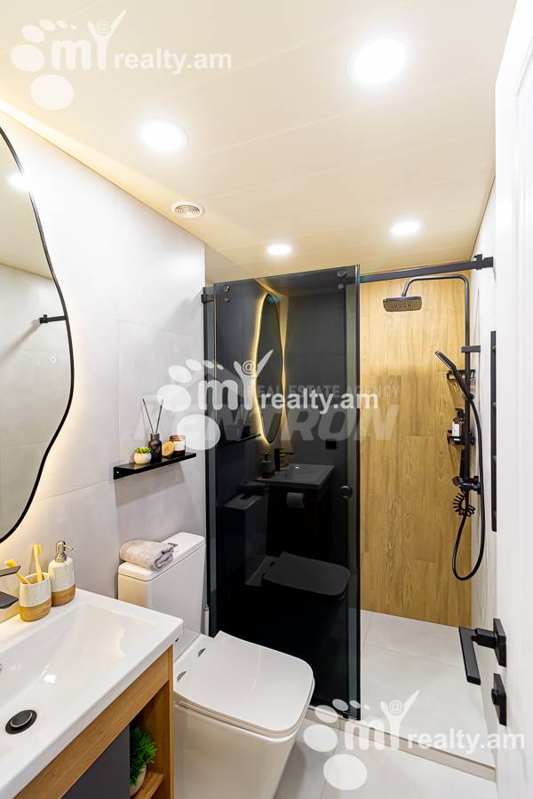 2 սենյականոց բնակարան  Վարդանանց փող, Կենտրոն Երևան, 154732