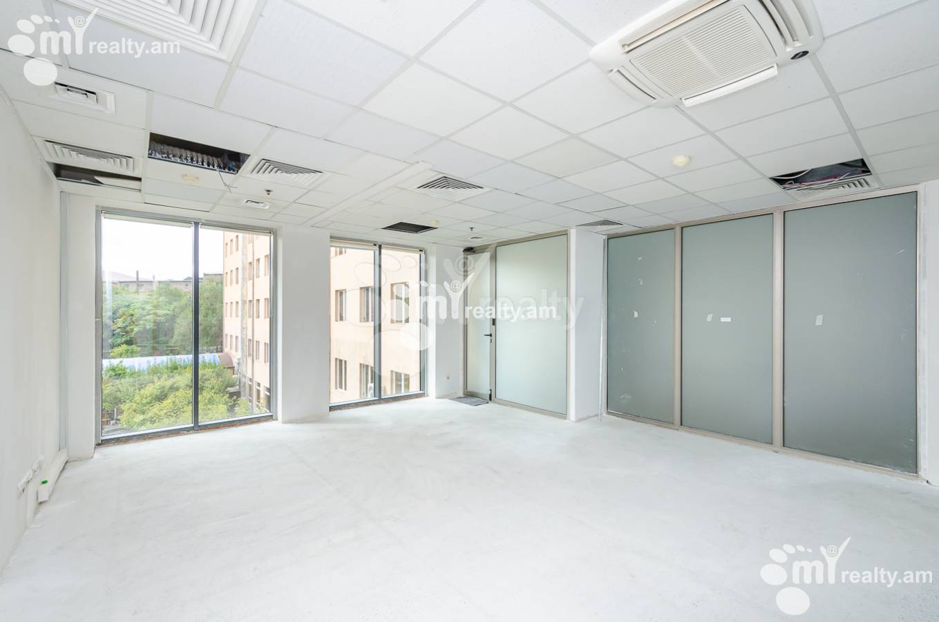 Commercial for rent خیابان گ. لوساوُریچ, مرکز شهر ایروان, 153212